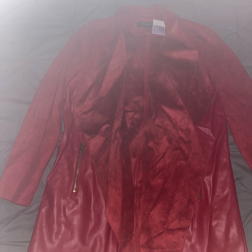 Red Jacket - Picture 7 of 7